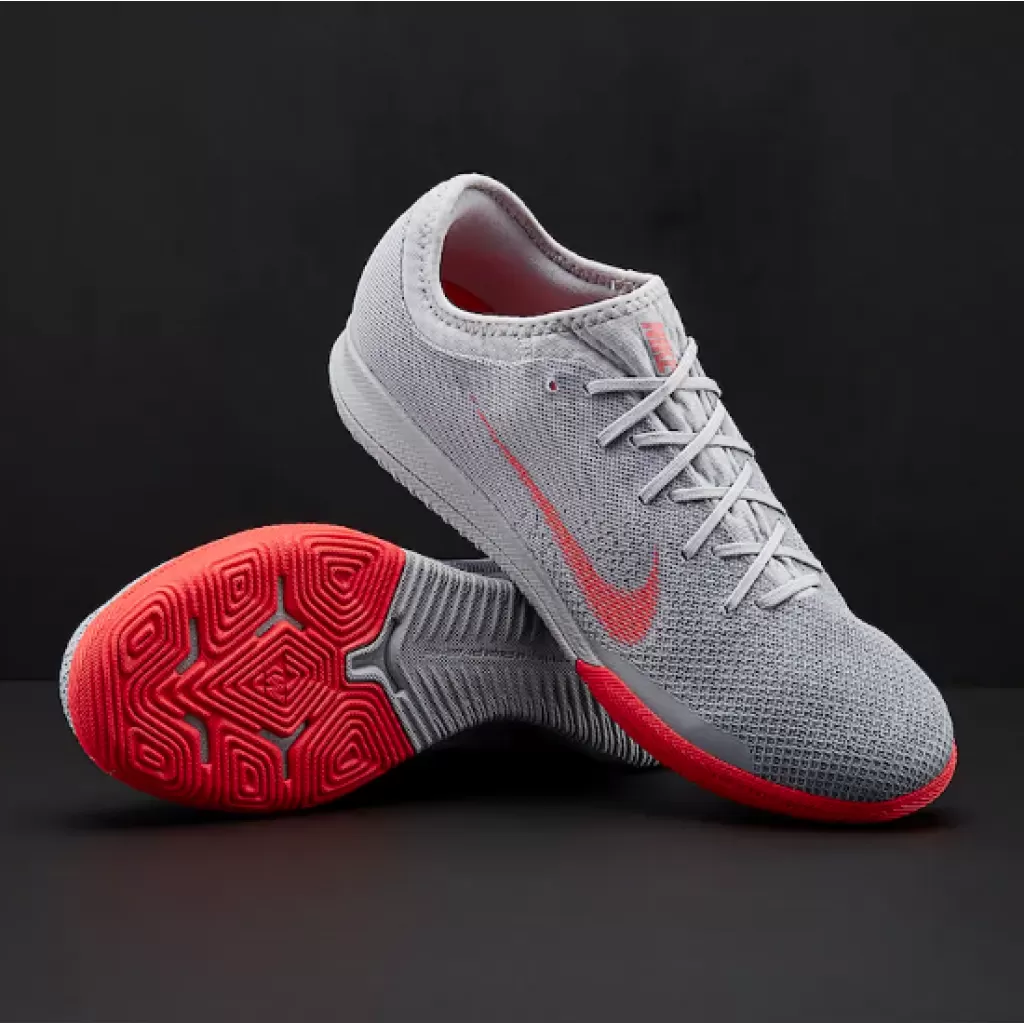 Футзалки профессиональные Nike Mercurial VaporX 12 Pro